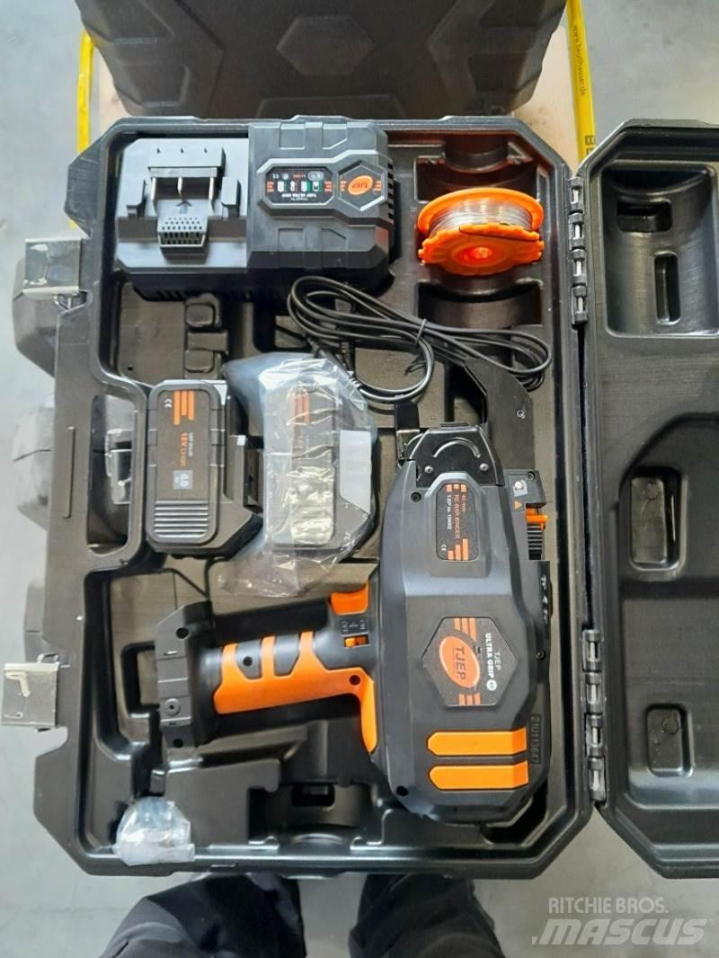  . ULTRA GRIP 40 Utilaje construcții - Altele