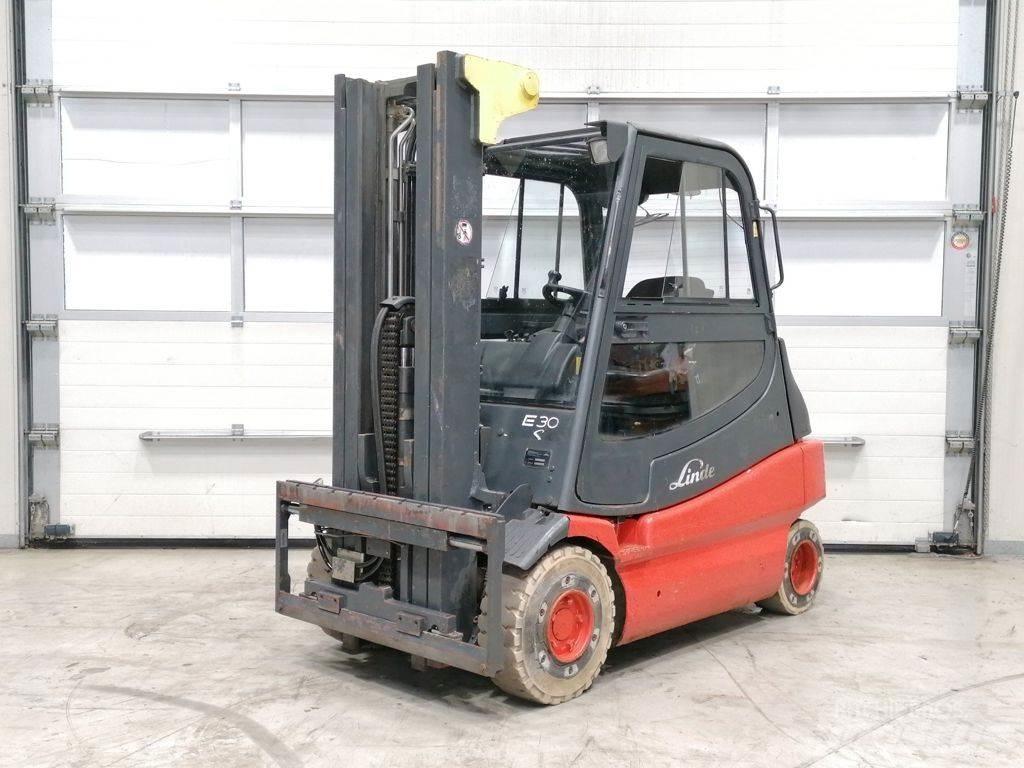 Linde E30-03 Stivuitor electric