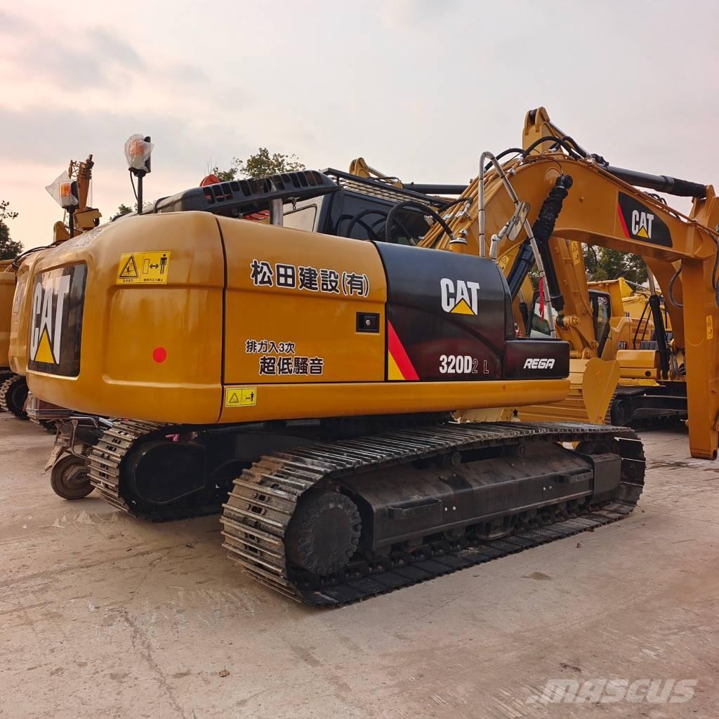 CAT 320D Excavatoare pe șenile
