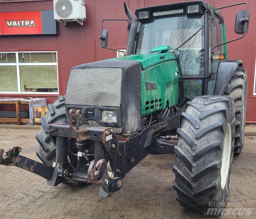 Valtra 8150 Tractoare