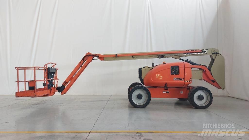JLG 600 AJ Nacele cu brat articulat