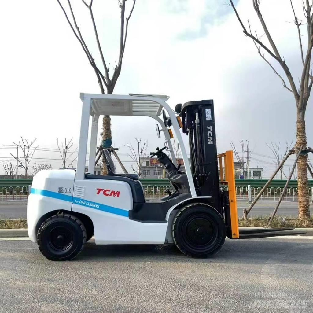 TCM FD30 Stivuitor diesel