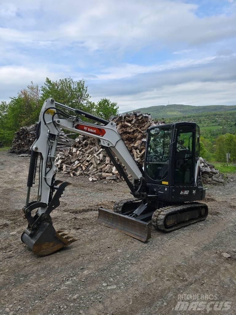 Bobcat E 32 Mini excavatoare < 7t