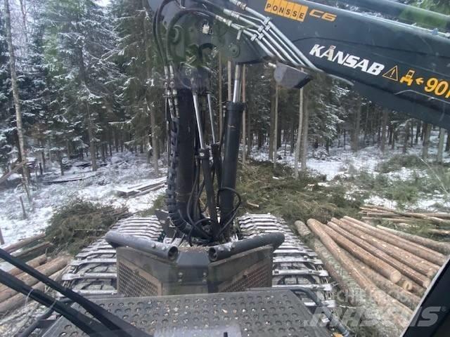 Ponsse Bear 8W Combine forestiere