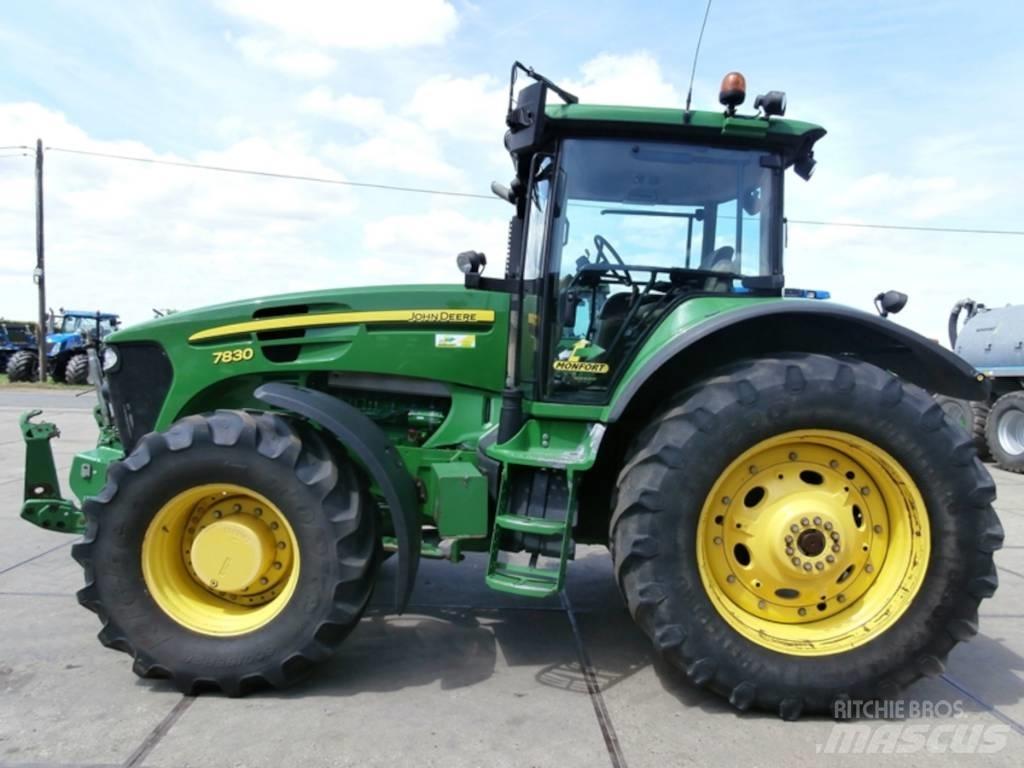 John Deere 7830 TLS Tractoare