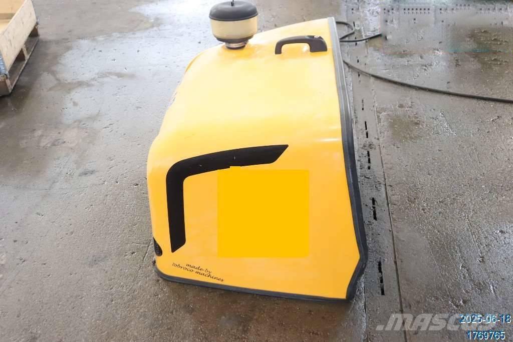 GiANT V 6004 T Cabine si interior