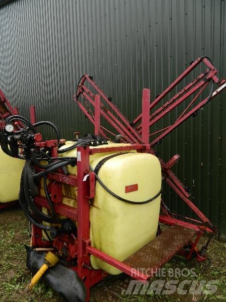 Hardi 800 Tractoare agricole sprayers