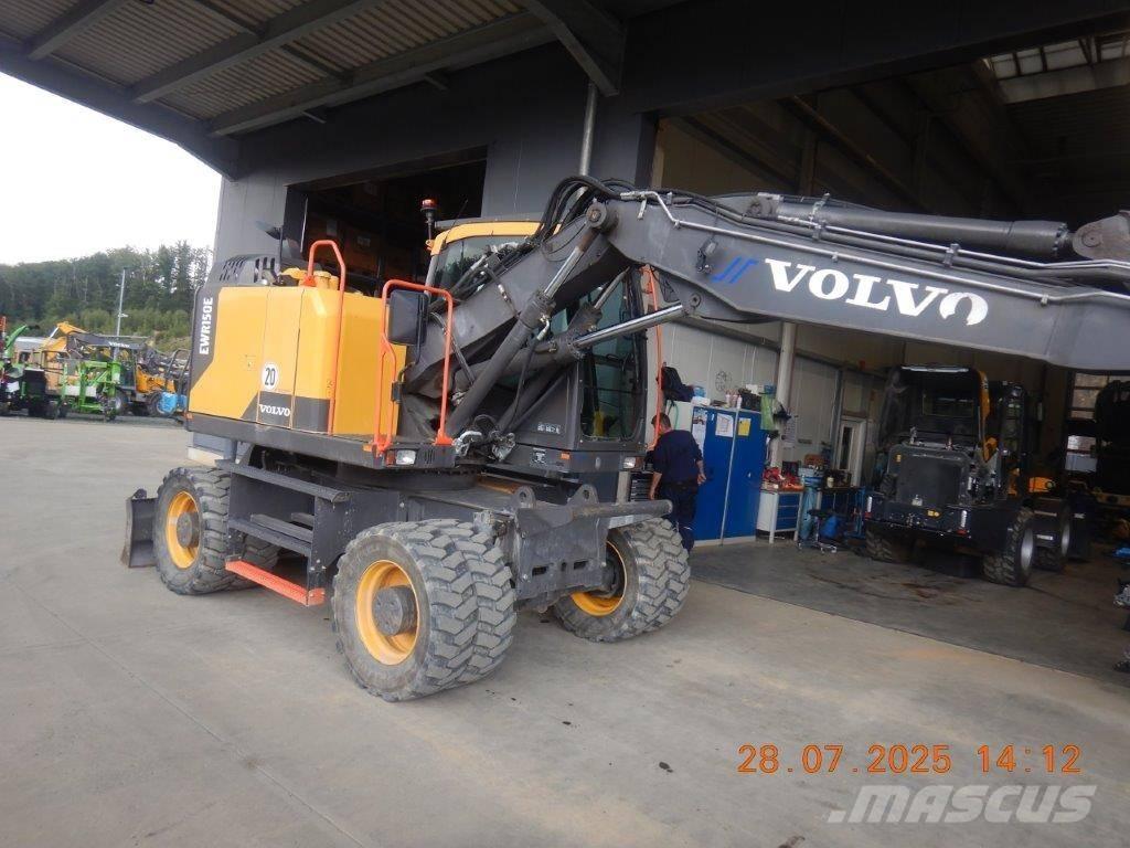 Volvo EWR 150 E Excavatoare cu roti