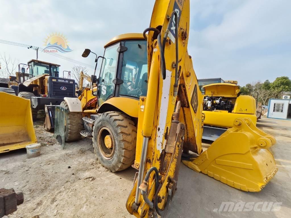 JCB 4CX Buldoexcavatoare