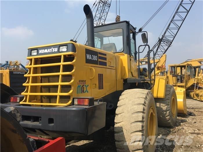 Komatsu WA 380-3 Incarcator pe pneuri