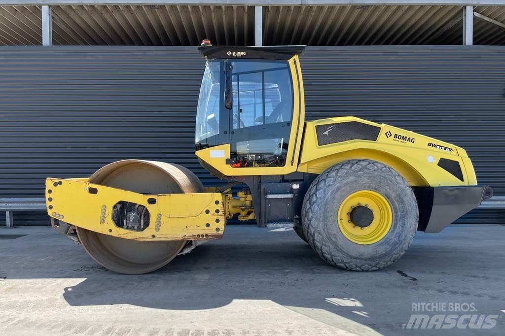 Bomag BW 213 D-5 Compactoare monocilindrice