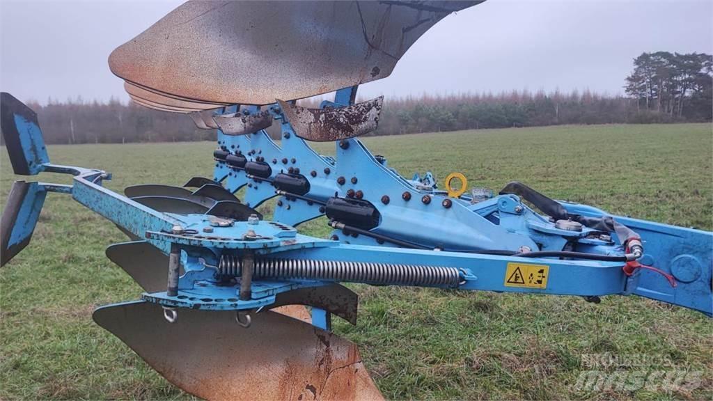 Lemken Juwel 7 M Pluguri reversibile