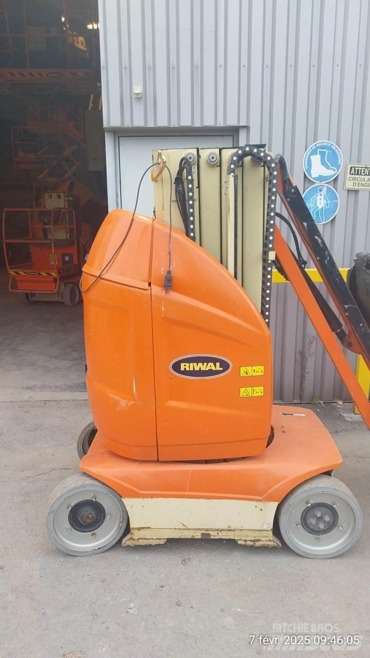 JLG T10E Alte ascensoare si platforme