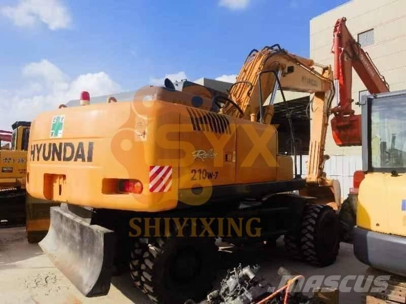 Hyundai 210W-7 Excavatoare cu roti