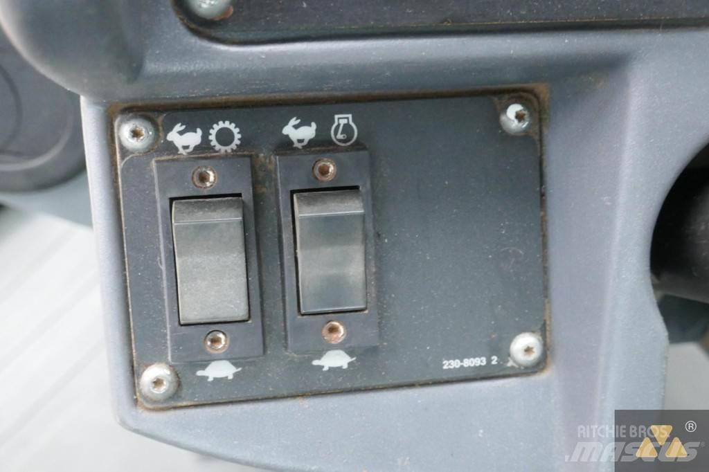 CAT CP533E Compactoare monocilindrice