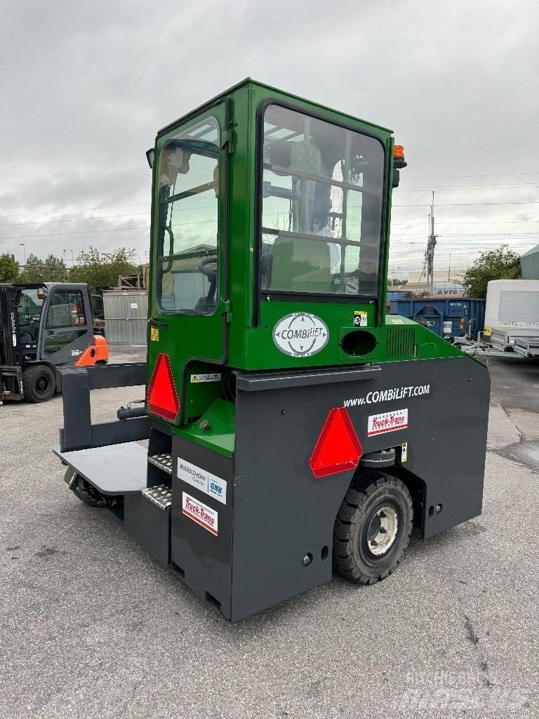 Combilift C4000ET Stivuitoare cu patru brate