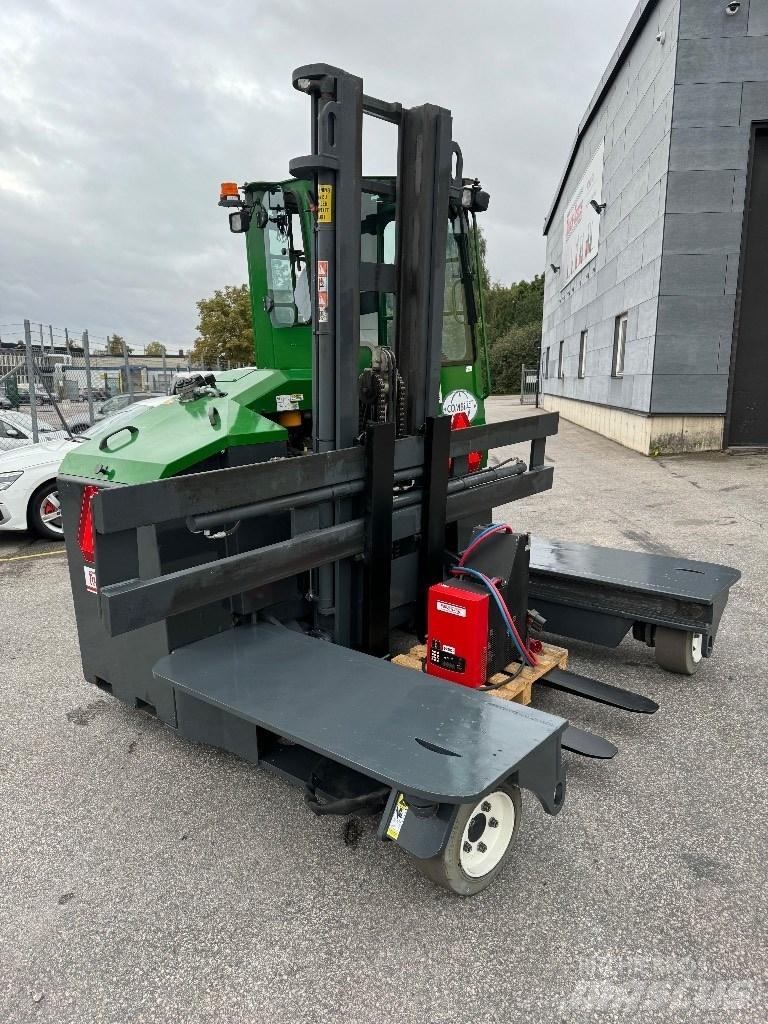 Combilift C4000ET Stivuitoare cu patru brate