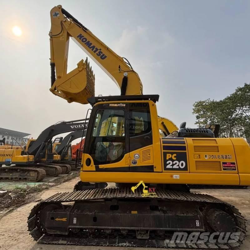 Komatsu PC 220-8 Excavatoare pe șenile
