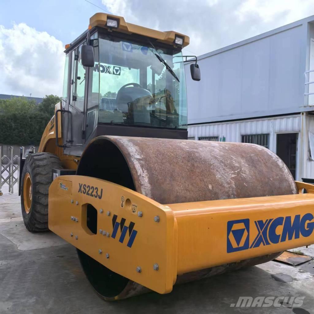 XCMG XS 223 J Compactoare monocilindrice
