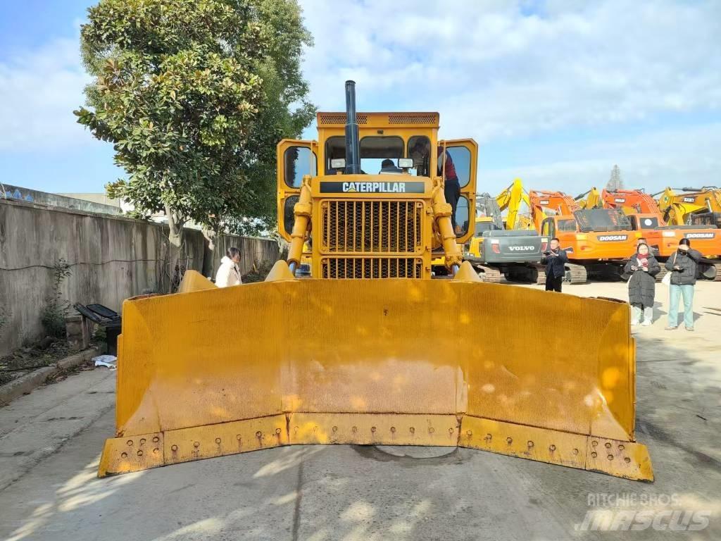 CAT D7G Buldozere pe senile