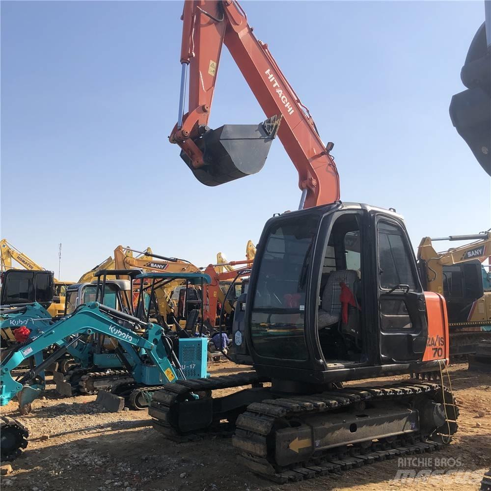 Hitachi ZX70-5A Excavatoare 7t - 12t