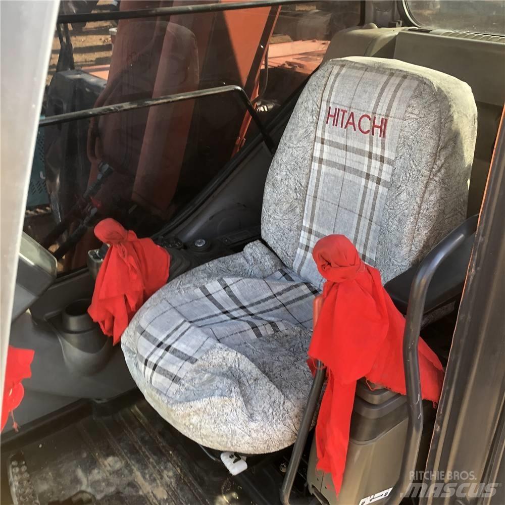 Hitachi ZX70-5A Excavatoare 7t - 12t