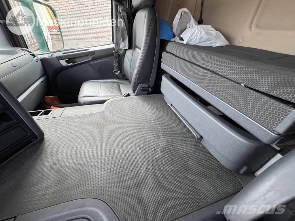 Scania P 320 Autocamioane