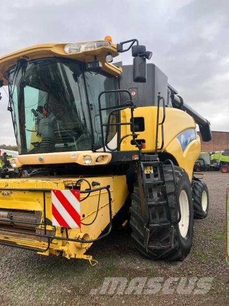 New Holland CR 980 Combine de secerat