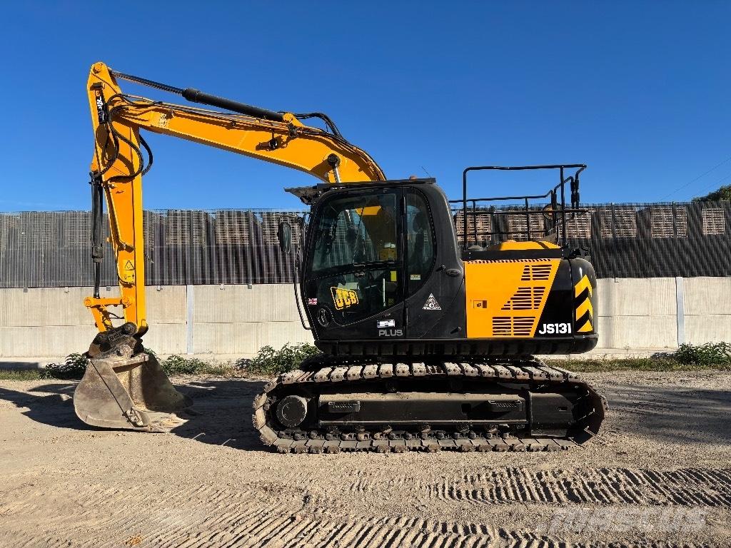 JCB JS 131 LC Excavatoare pe șenile
