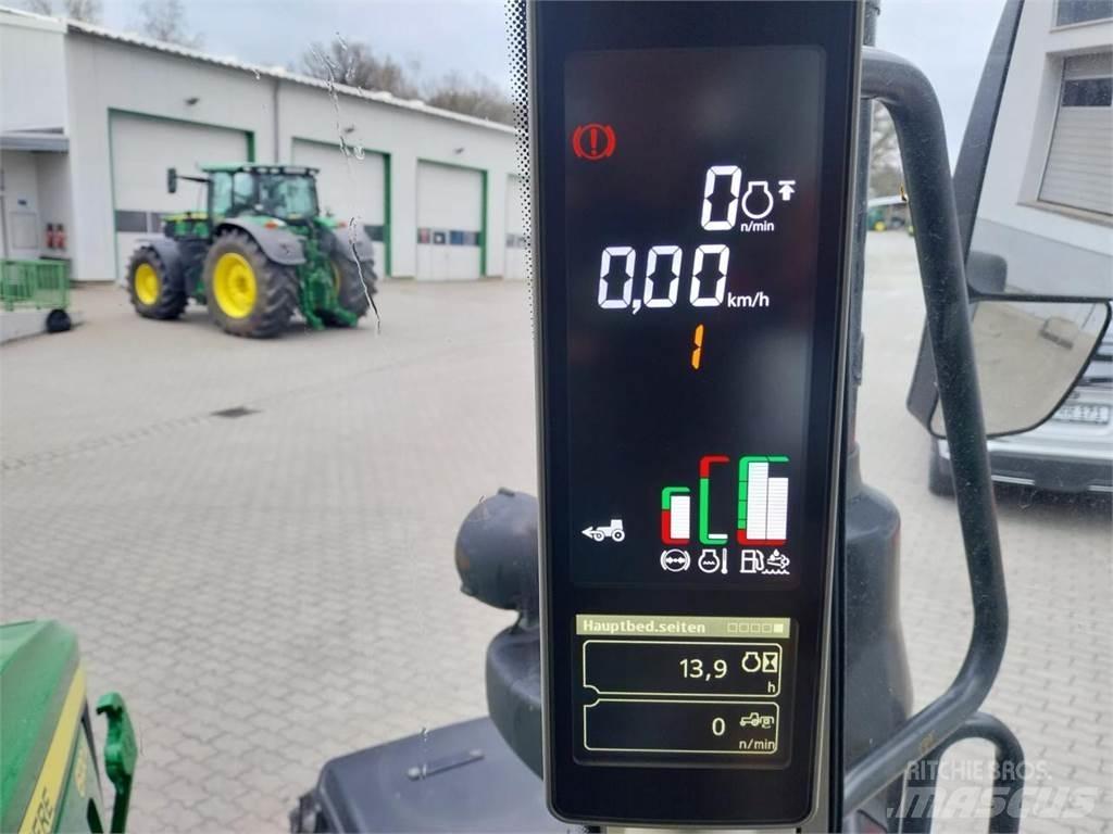 John Deere 6120M Tractoare