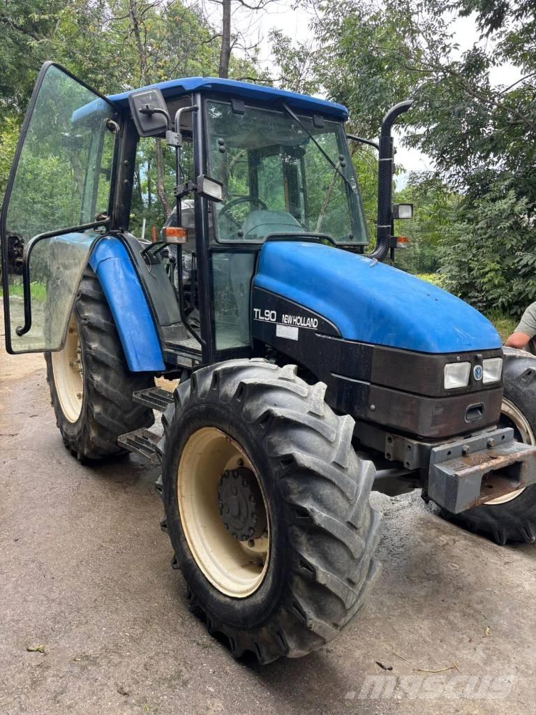 New Holland TL 90 Tractoare