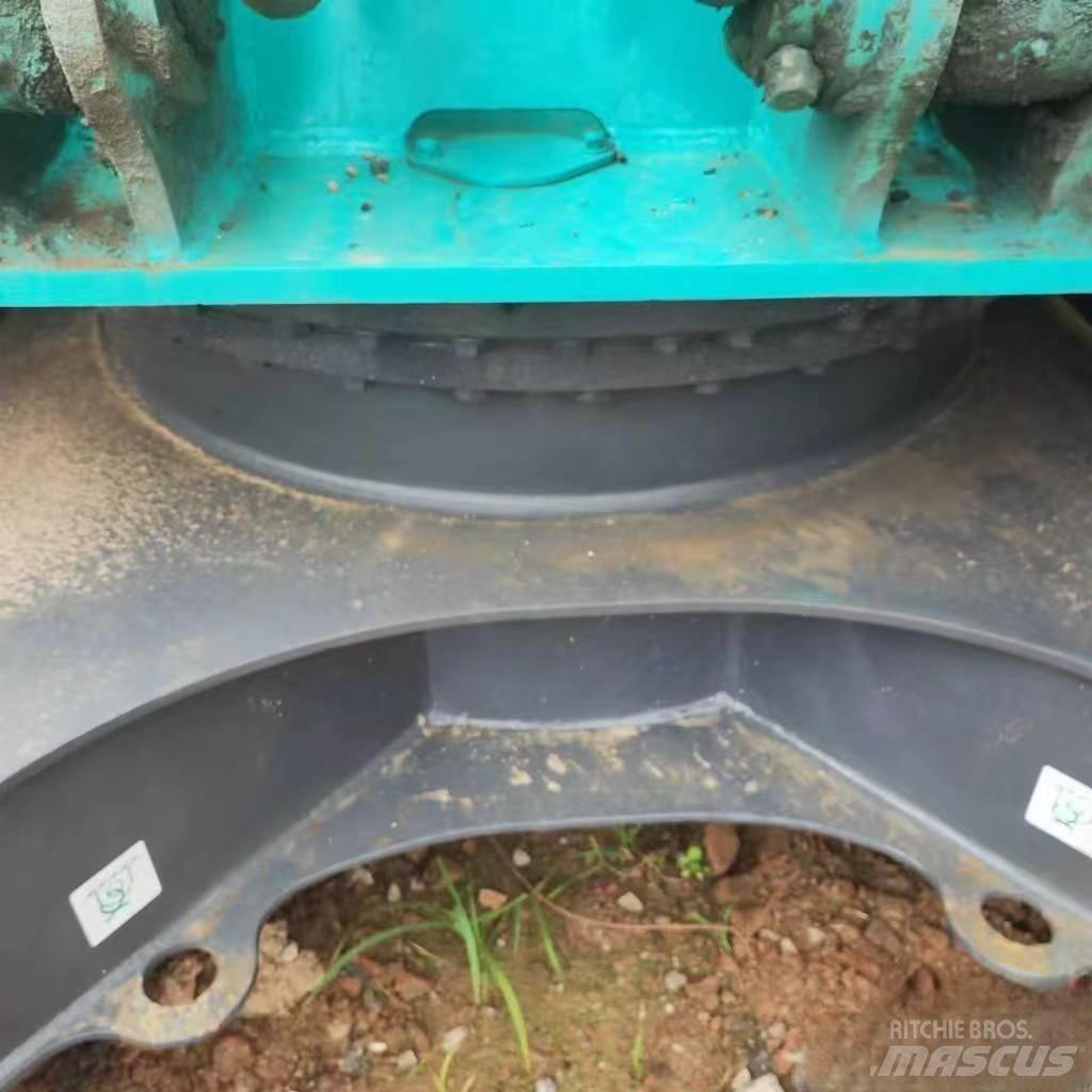 Kobelco SK 200 Excavatoare pe șenile
