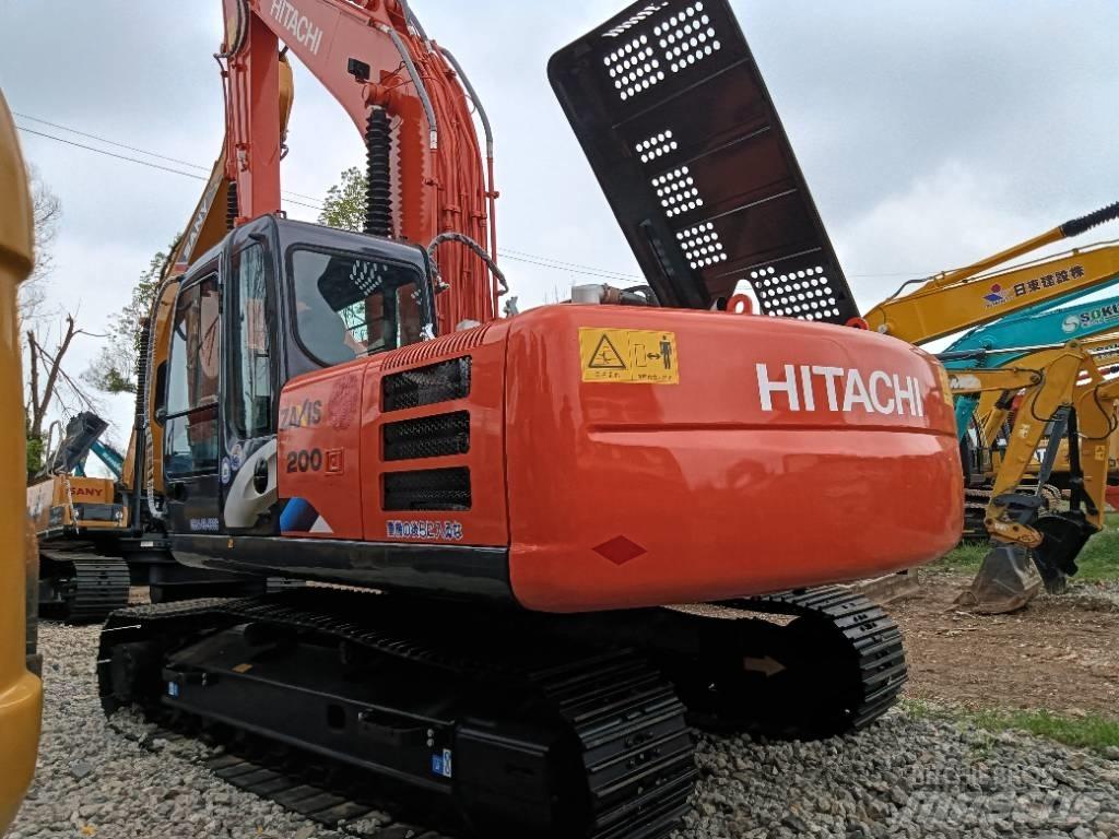 Hitachi ZX 200 Excavatoare pe șenile
