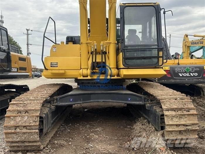 Komatsu PC450-8 Excavatoare pe șenile

