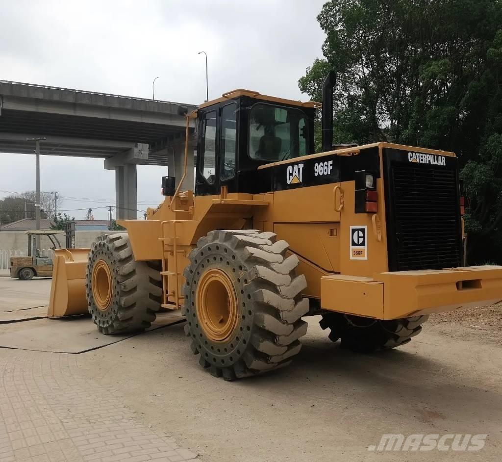 CAT 966 F Incarcator pe pneuri