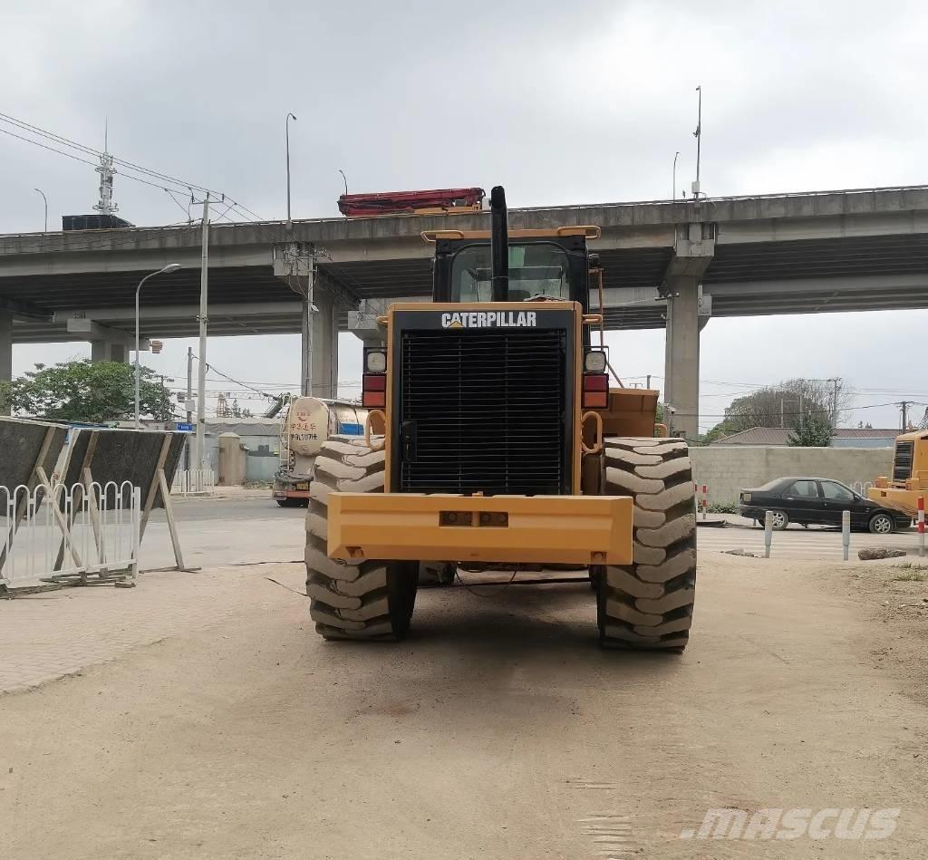 CAT 966 F Incarcator pe pneuri