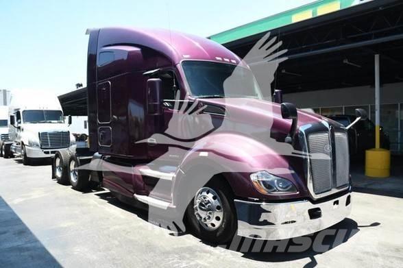 Kenworth T680 Autotractoare