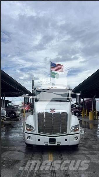 Peterbilt 579 Autotractoare