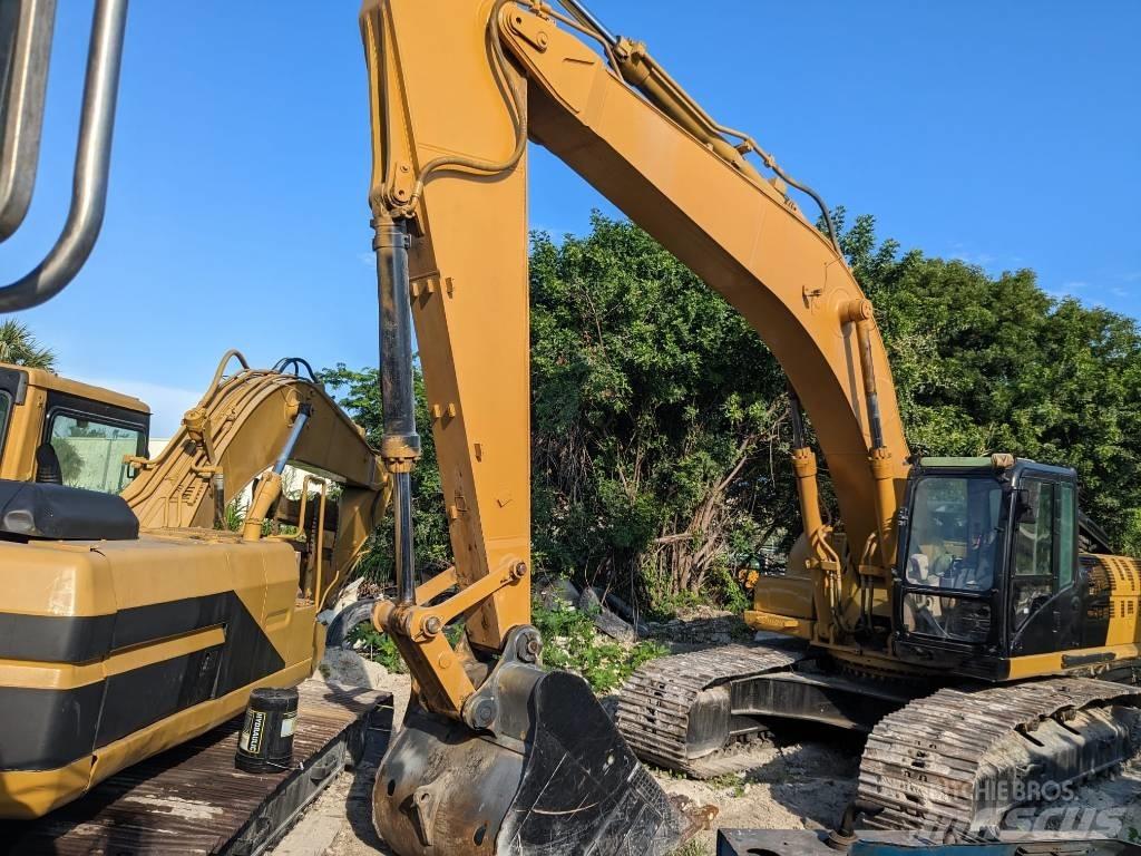 CAT 330 CL Excavatoare pe șenile
