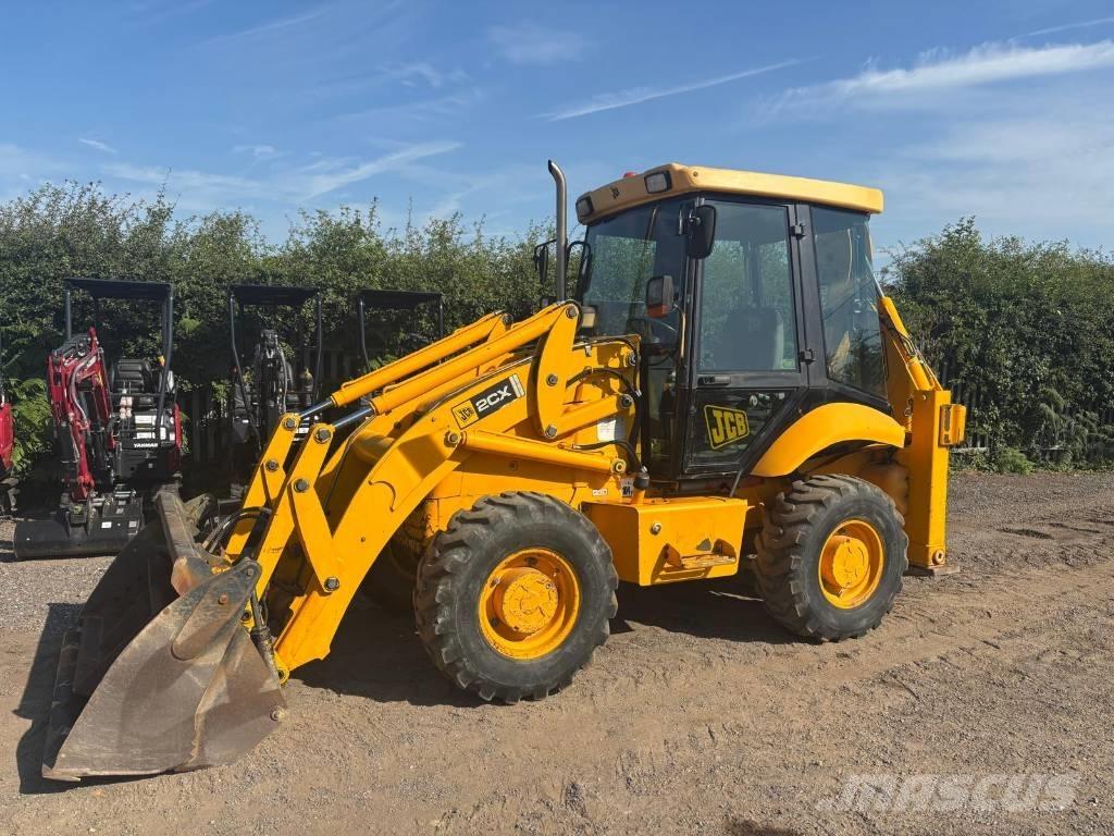 JCB 2CX Buldoexcavatoare