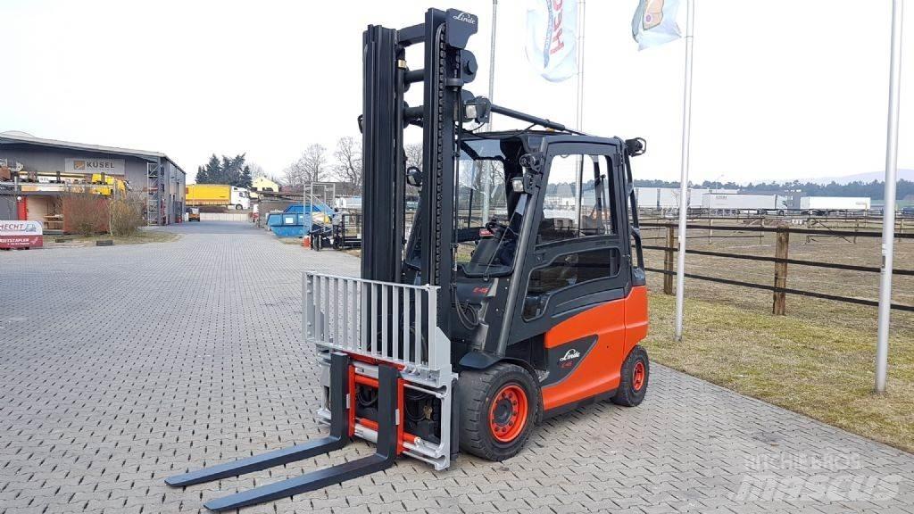 Linde E45H-01/550 Stivuitor electric