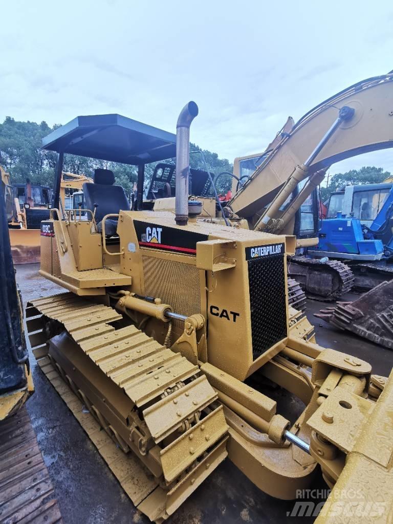CAT D3C Buldozere pe senile