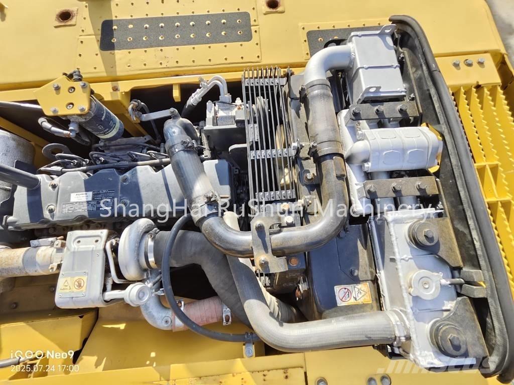 Komatsu 220-8 Excavatoare pe șenile
