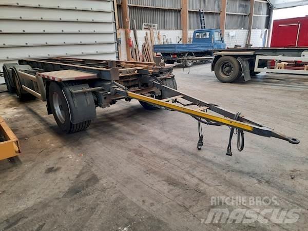 Floor FLA-3-101 Camion cu semi-remorca cu incarcator