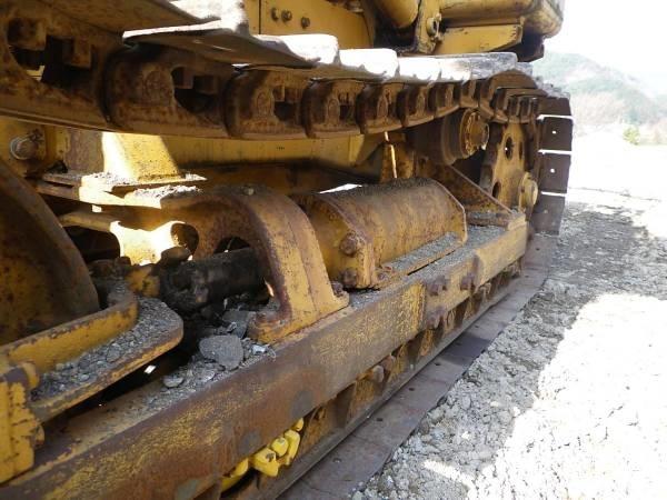 Komatsu D20S-3 Buldozere pe senile