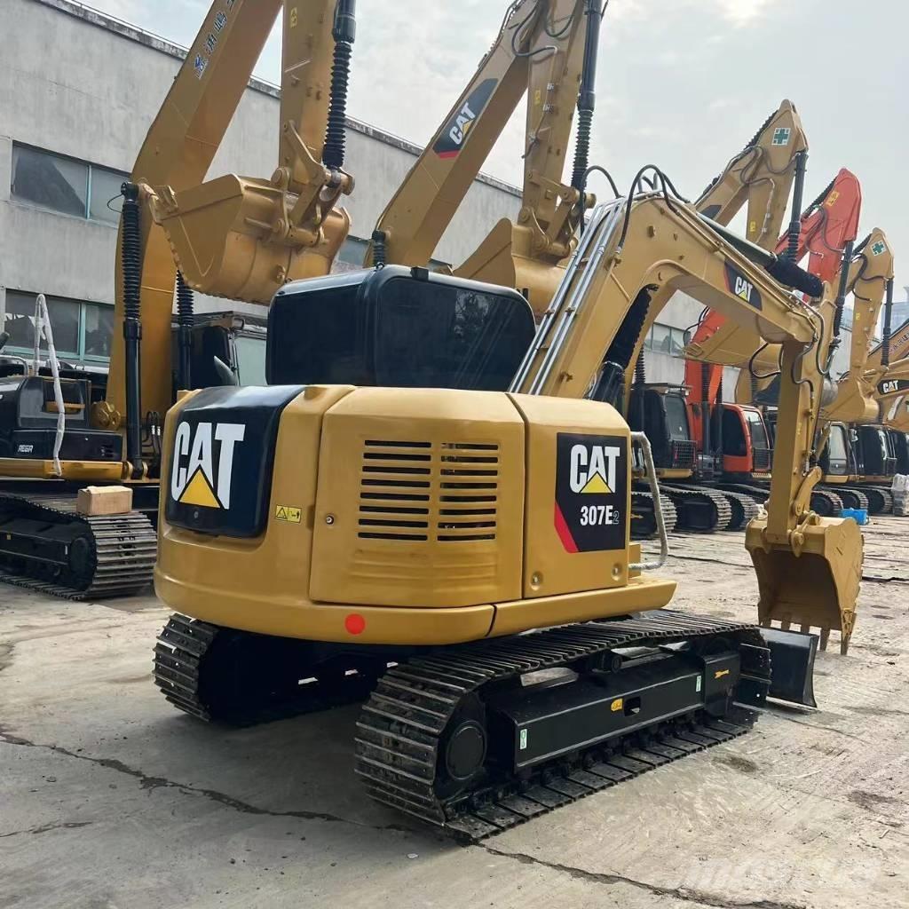 CAT 307E2 Excavatoare 7t - 12t