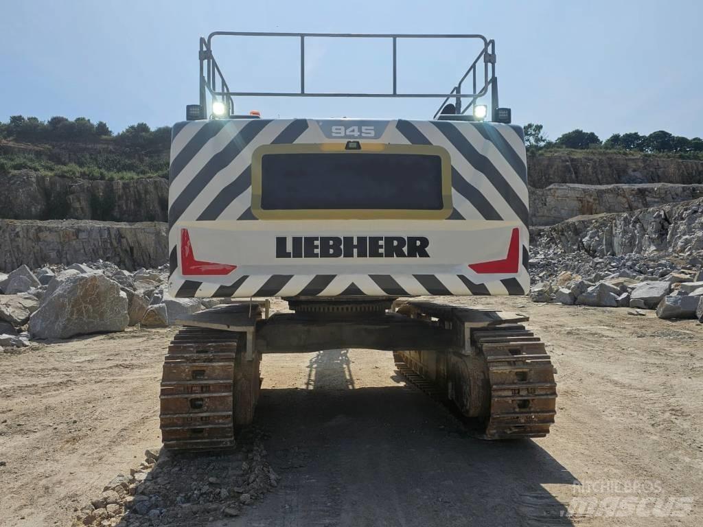 Liebherr R 945 Excavatoare pe șenile
