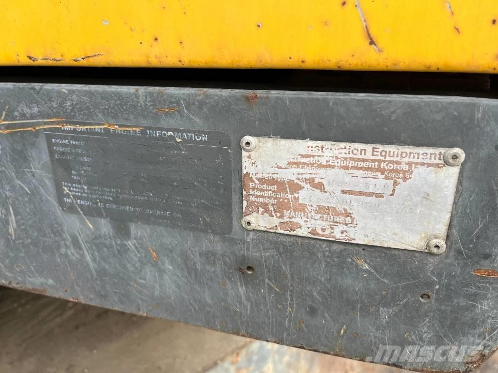 Volvo EC 240 LR Excavatoare cu brat lung