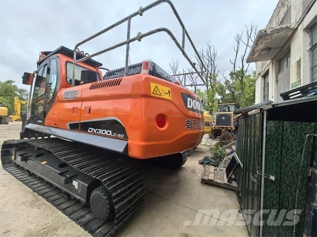 Doosan DX 300 LC Excavatoare pe șenile
