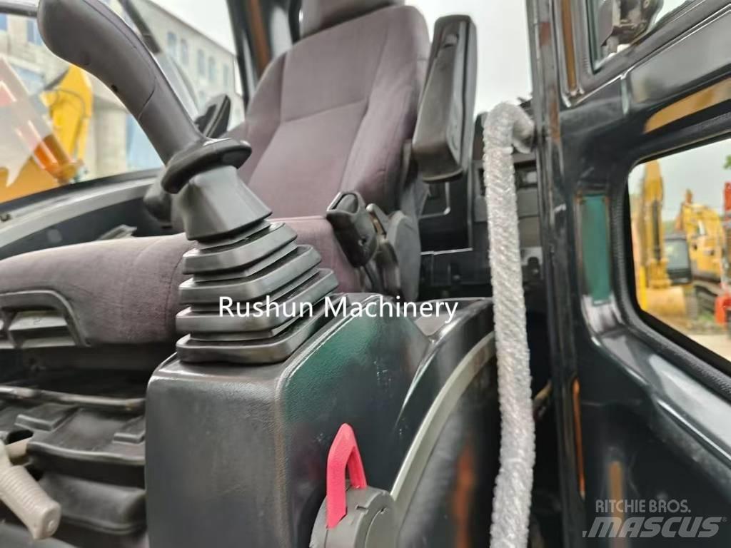 Hyundai R220 Excavatoare pe șenile
